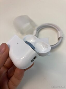 Originálne Apple Airpods Pro 2 Generácie USB-C MTJV3ZM/A - 2
