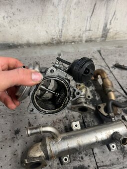 Egr 1.9 TDi ventil chladič - 2