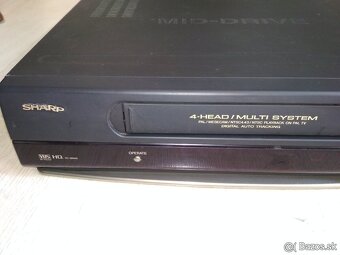 Videorekordér SHARP VC-MA40B - 2