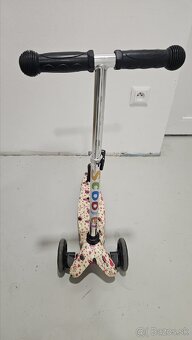 kolobezka mini scooter ladybug - 2
