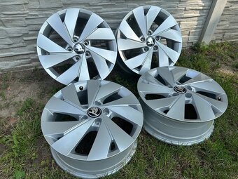 Originál disky VW Golf8,Octavia 5x112 r17 - 2