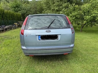 Ford Focus kombi 1,6 benzin - 2