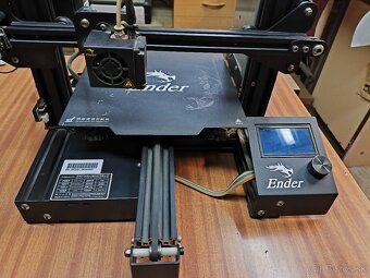 3D tlaciaren Ender - 2
