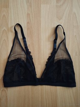 Čierna čipkovaná podprsenka Reserved - 2