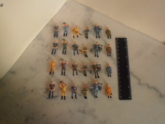 Figúrky 1/43 - 2