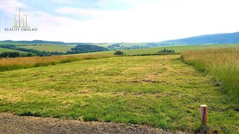 POZEMOK na výstavbu RD 1013 m², HANKOVCE - 2