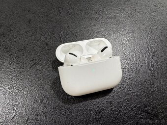 Apple AirPods Pro - 2