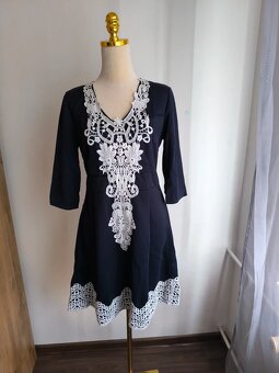 306 ks–mix dámskeho oblečenia–XS až XXL, suma: < 3,92€/ks - 2