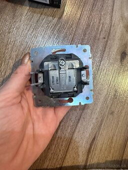 Legrand TV-RD-SAT zásuvka - 2