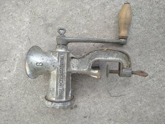 Mlynček na ovocie a mäso - 2