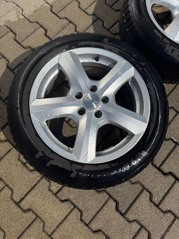 Elektróny so zimnými pneumatikami rozmeru 205/55 R17 Audi A4 - 2