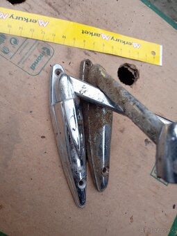 2 držiaky na veterana - 2