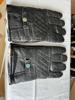 Čierne zateplené rukavice - 2