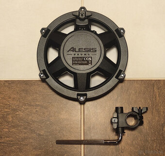 8''pad ALESIS Nitro max - 2