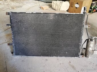 VOLVO XC90 klimovy chladič - 2
