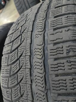 Nokian 245/45 R18 Zimné - 2