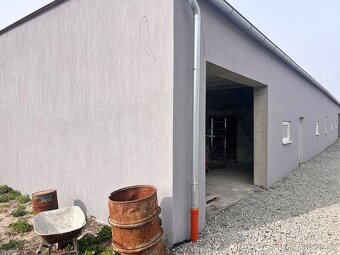 Sklad, garáž s jamou - 2