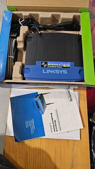 Darujem wifi router Linksys - 2