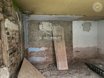 HALO reality - Predaj, rodinný dom Selice, možnosť dokončiť - 2