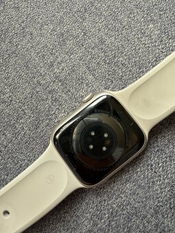 NOVÉ Apple WATCH 8 45 mm statlight aluminum - 2
