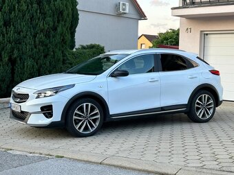 KIA XCeed 1.0 T-GDi Amber - 2