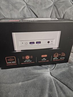 MiniPC MinisForum Ryzen 7 8745H / 32GB RAM / 512GB SSD /780M - 2
