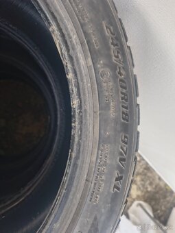 Zimné pneu 245/40 R18 - 2