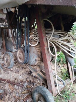 Píla s košom na rezanie dreva - 2