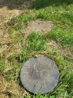 Predám pozemky 2x751m2 a 1x752m2 - 2