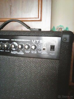 Gitarové kombo 60W - 2