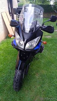 Suzuki DL650 Vstrom - 2
