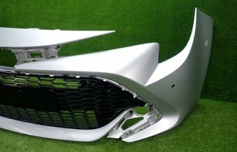 toyota corolla nárazník HB sedan e21 2018+ - 2