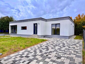 NA PREDAJ 5-izbový BUNGALOV - 2
