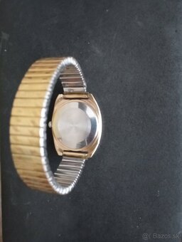hodinky raketa - 2