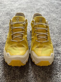 On Running, model Cloudventure WP, velikost 38,5 - 2