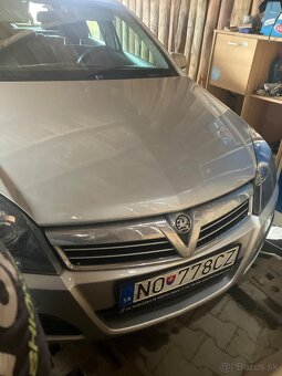 Astra h 147kw combi - 2