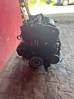 Motor Fiat Stilo 1,9 JTD 192A1000 85KW Kompletní - 2