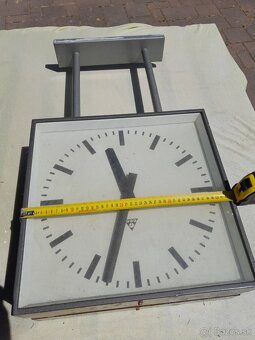 HODINY DVOJITE PAGOTRON 60V, ZAVESNE NA STROP - 2
