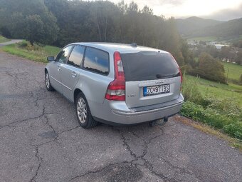 Volvo v50 - 2