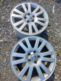 4ks alu disky orig. Volvo 5x108 r17 - 2