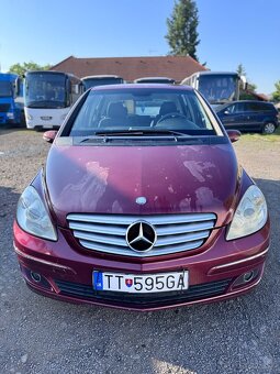 Mercedes Benz B180 - 2