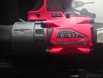 Predám Aku vŕtačku Milwaukee m18Fdd - 2