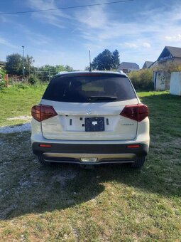 Suzuki Vitara 1.0 - 2