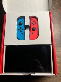 Predám nintendo switch Oled - 2