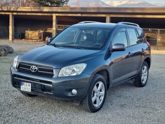 TOYOTA RAV4  2,2D4D  4x4 - 2