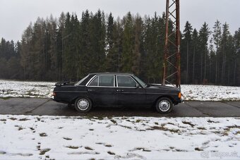 Mercedes Piano - 2