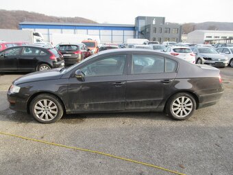 VW Passat - 2