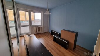Na predaj 4 izbový byt na ulici SNP, Sečovce - 2
