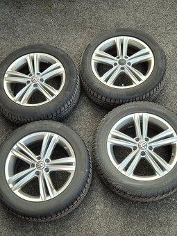 Predám elektróny 235/55 R18 Sebring - 2
