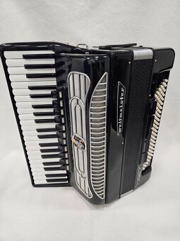 Akordeon Weltmeister Supita 120b - 2